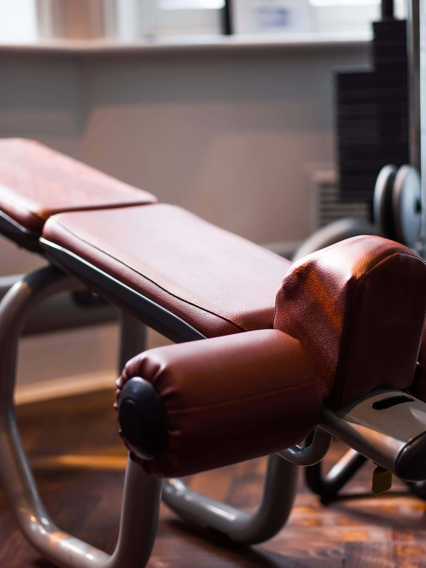 Weights bench at the Gym at 11 Cadogan Gardens